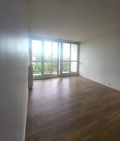 Appartement à vendre 3 pièces  (77) CHELLES - Quartier du Coteau