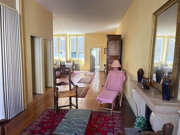 superbe immeuble du 18 EME