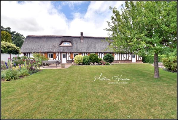 Maison de caractère chargée d'histoire, garage, DPE C !