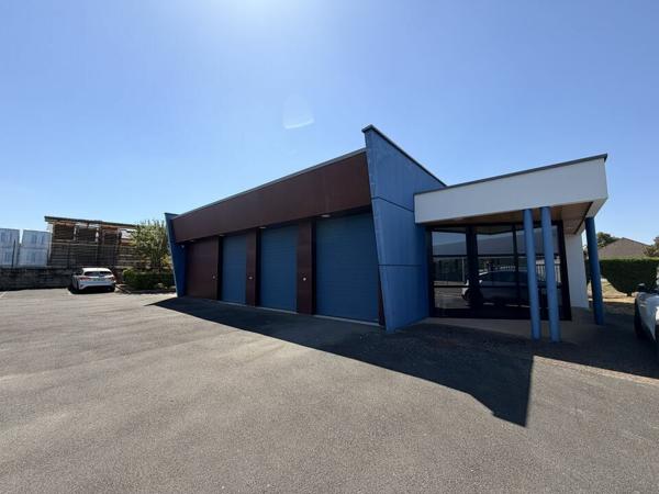IMMEUBLE DE BUREAUX À VENDRE – INVESTISSEMENT LOCATIF – 177 M² – CHAUVIGNY