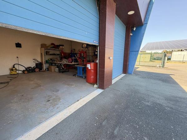 IMMEUBLE DE BUREAUX À VENDRE – INVESTISSEMENT LOCATIF – 177 M² – CHAUVIGNY