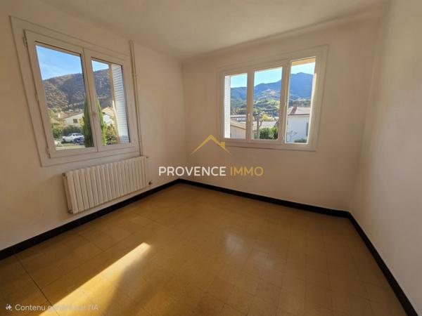 Digne-les-Bains (04000) Nouvelle Exclusivité – Maison des années 50 – 160 m² environ – 2 appartements indépendants ou maison familiale