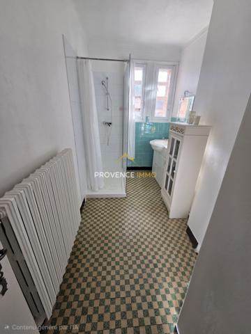 Digne-les-Bains (04000) Nouvelle Exclusivité – Maison des années 50 – 160 m² environ – 2 appartements indépendants ou maison familiale