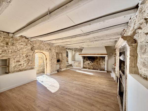 Saze (30650) Maison de village au centre de Saze - 65 m² avec cave
