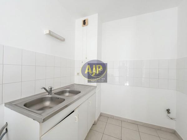 Appartement à louer Nantes : 2 pièces, 50m² avec 1 chambre(s) à 696€ - AJP Immobilier Nantes Jouzel