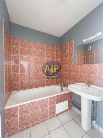 Appartement à louer Nantes : 2 pièces, 50m² avec 1 chambre(s) à 696€ - AJP Immobilier Nantes Jouzel