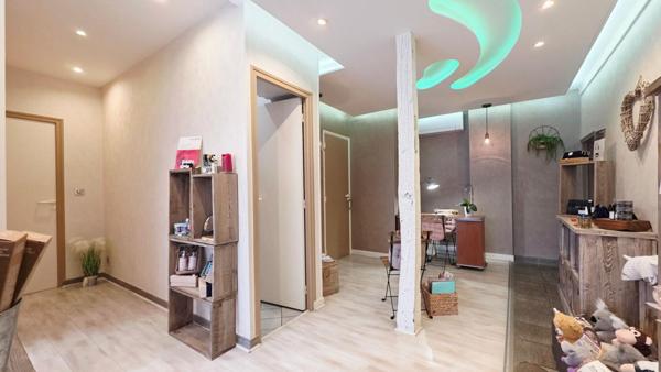 BOURGES - FOND DE COMMERCE SALON DE BEAUTÉ ESTHÉTIQUE