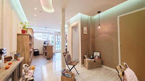 BOURGES - FOND DE COMMERCE SALON DE BEAUTÉ ESTHÉTIQUE