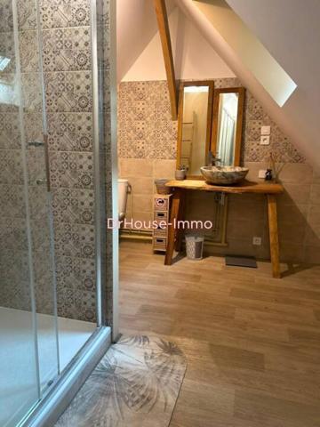 Immeuble à vendre 14 pièces de 193 m²