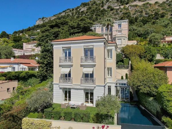 Vente Hôtel particulier Beaulieu-sur-Mer 8 Pièces 240 m²