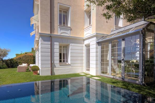 Vente Hôtel particulier Beaulieu-sur-Mer 8 Pièces 240 m²