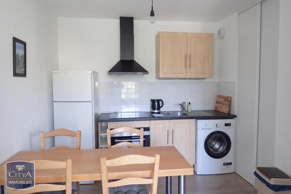 Appartement à louer 1 pièce 33.65m² Chambéry (73000)