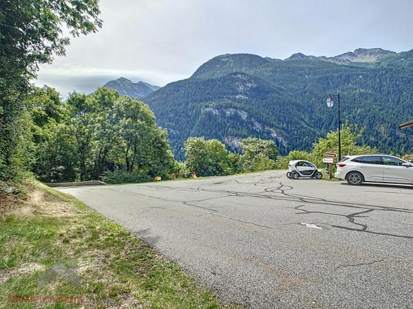 ORELLE-Maison récente 84 m², 3 chambres sur terrain plat