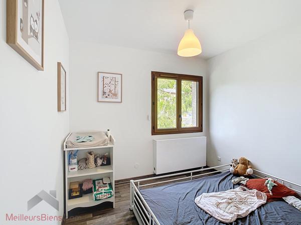 ORELLE-Maison récente 84 m², 3 chambres sur terrain plat