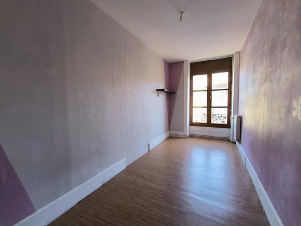 🏡 À LOUER – RIVE-DE-GIER – RUE ROQUILLE