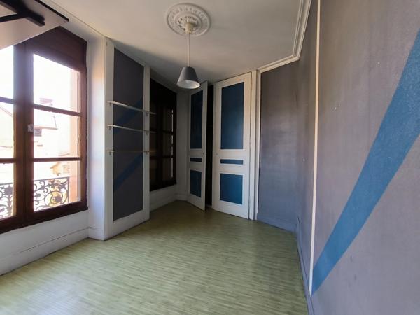 🏡 À LOUER – RIVE-DE-GIER – RUE ROQUILLE
