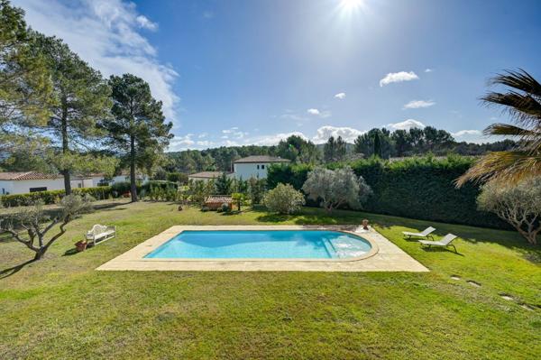 Vente Maison de luxe Meyrargues 5 Pièces 224 m²