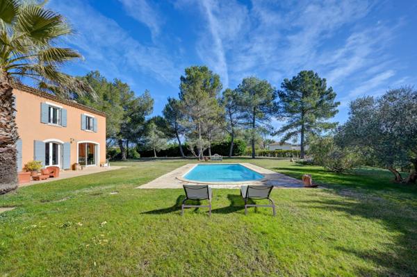 Vente Maison de luxe Meyrargues 5 Pièces 224 m²