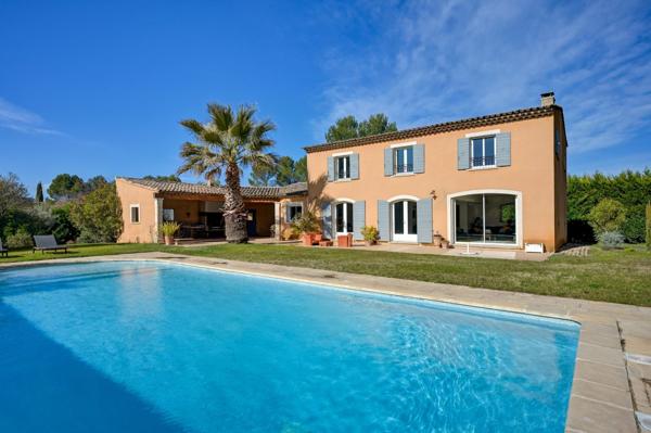 Vente Maison de luxe Meyrargues 5 Pièces 224 m²