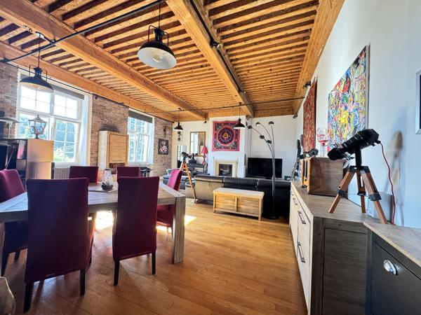 Loft de charme – 125 m² Carrez/ 175 m² au sol – Parc privé