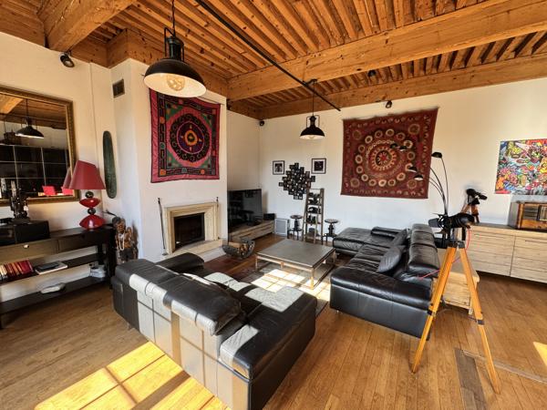 Loft de charme – 125 m² Carrez/ 175 m² au sol – Parc privé