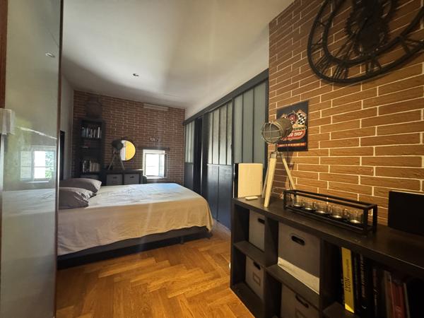 Loft de charme – 125 m² Carrez/ 175 m² au sol – Parc privé