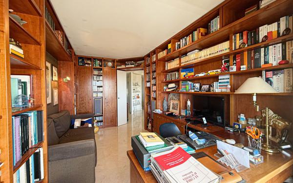 Appartement à vendre    4 pièces • 94,78 m2 Le Cannet