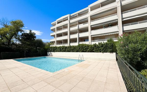 Appartement à vendre    4 pièces • 94,78 m2 Le Cannet
