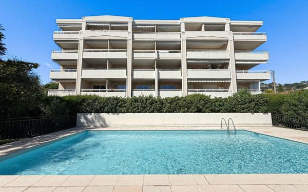 Appartement à vendre    4 pièces • 94,78 m2 Le Cannet