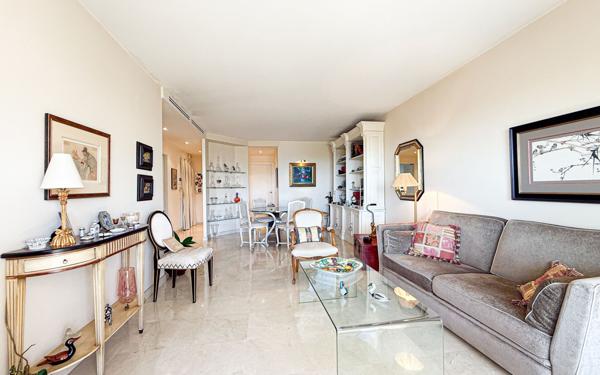 Appartement à vendre    4 pièces • 94,78 m2 Le Cannet