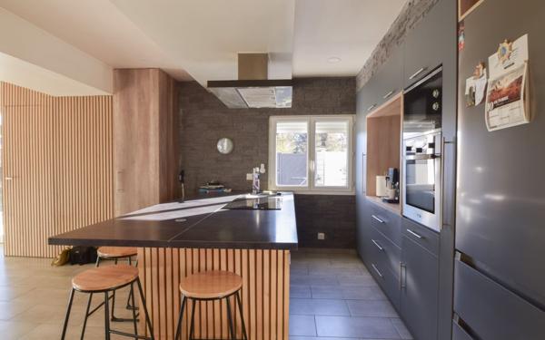 Maison à vendre    4 pièces • 107,70 m2 Bizanos