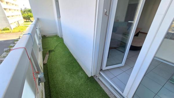 GRADIGNAN proche facultés T2 balcon, cellier, pkg