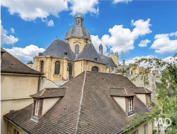 Immeuble à vendre 25 pièces 573 m² Paris 4