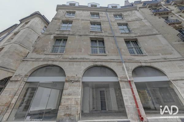 Immeuble à vendre 25 pièces 573 m² Paris 4