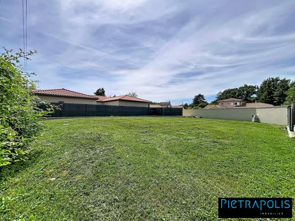 TERRAIN CONSTRUCTIBLE A VENDRE