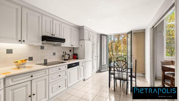 Appartement d’exception avec jardin privé, terrasse et accès privatif au Parc de la Tête d'Or.
