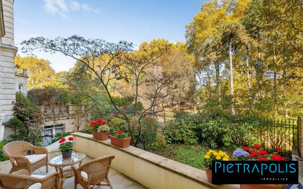 Appartement d’exception avec jardin privé, terrasse et accès privatif au Parc de la Tête d'Or.