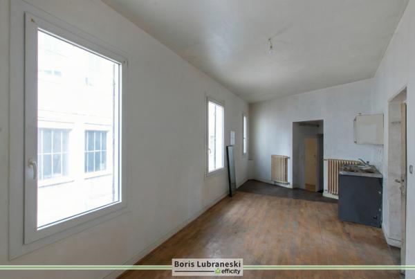 Immeuble 10 pièces - 270 m²