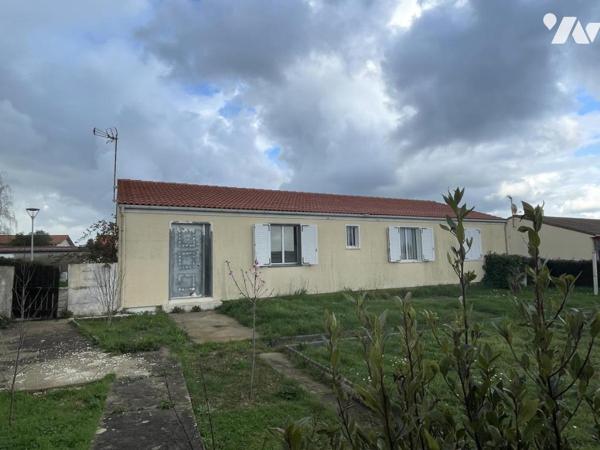 Maison d'habitation d'environ 103 m² habitables sur terrain de 697 m²