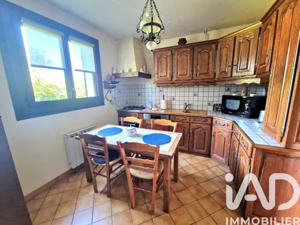 Maison à vendre 6 pièces 109 m² Forges-les-Eaux