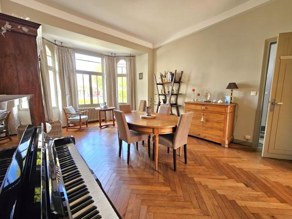 BELLE BOURGEOISE en CENTRE VILLE