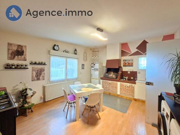 À vendre - Maison de campagne, 11 pièces situé à Laigné-en-Belin (72220)