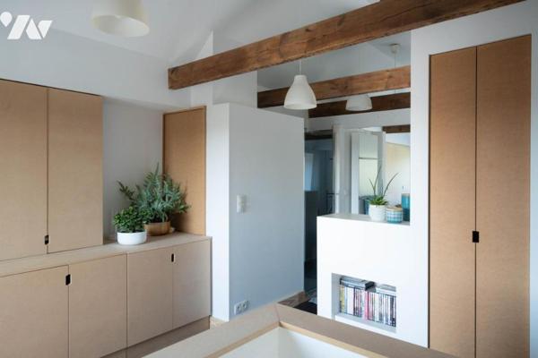 MARQUETTE-LEZ-LILLE - Maison ancienne rénovée esprit Loft d'env. 180m² 