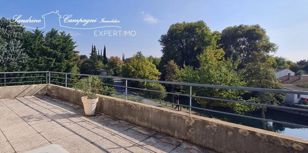 L'Isle-sur-la-Sorgue (84800) T3/4 avec grande terrasse, cave, parking et garage PROCHE CENTRE VILLE