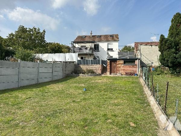 BRAY-SUR-SOMME - 4 CHAMBRES - GARAGE - JARDIN