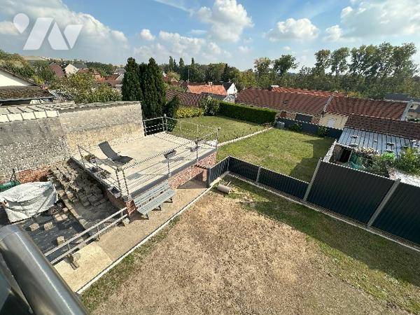 BRAY-SUR-SOMME - 4 CHAMBRES - GARAGE - JARDIN