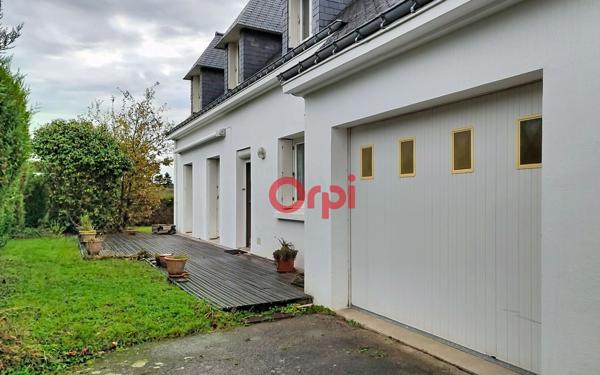 Maison à vendre    4 pièces •  Theix