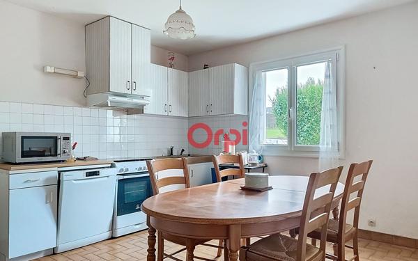 Maison à vendre    4 pièces •  Theix