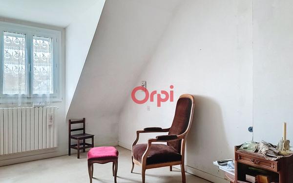 Maison à vendre    4 pièces •  Theix