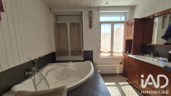Immeuble à vendre 270 m² Saint-Amand-les-Eaux